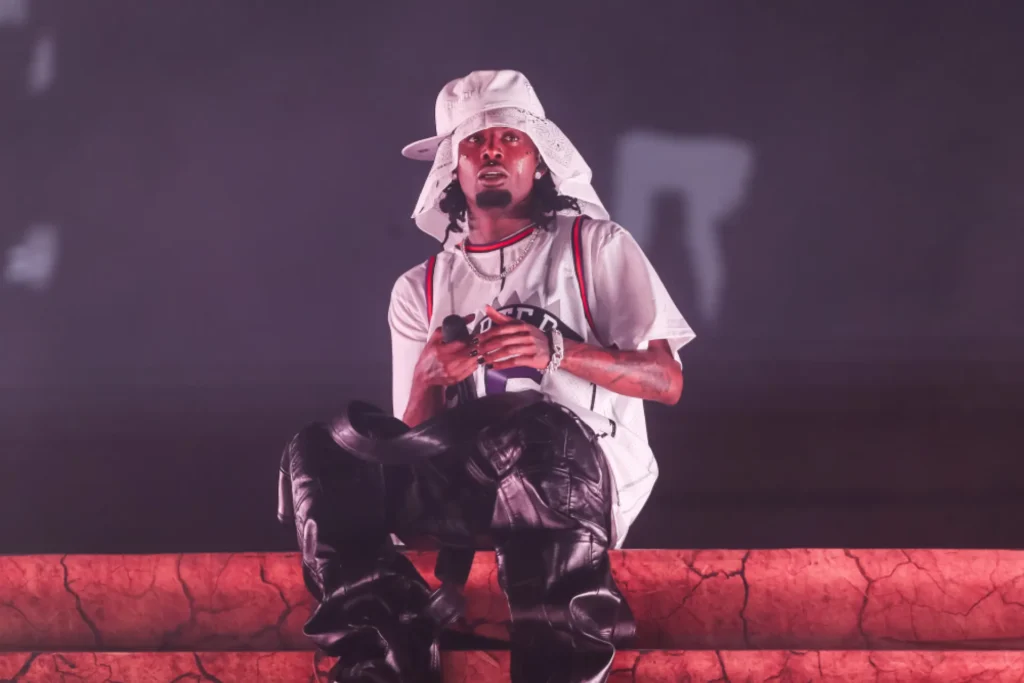 Playboi carti på scenen