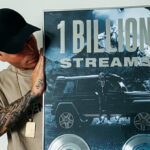Gilli med 1 milliard streams plade