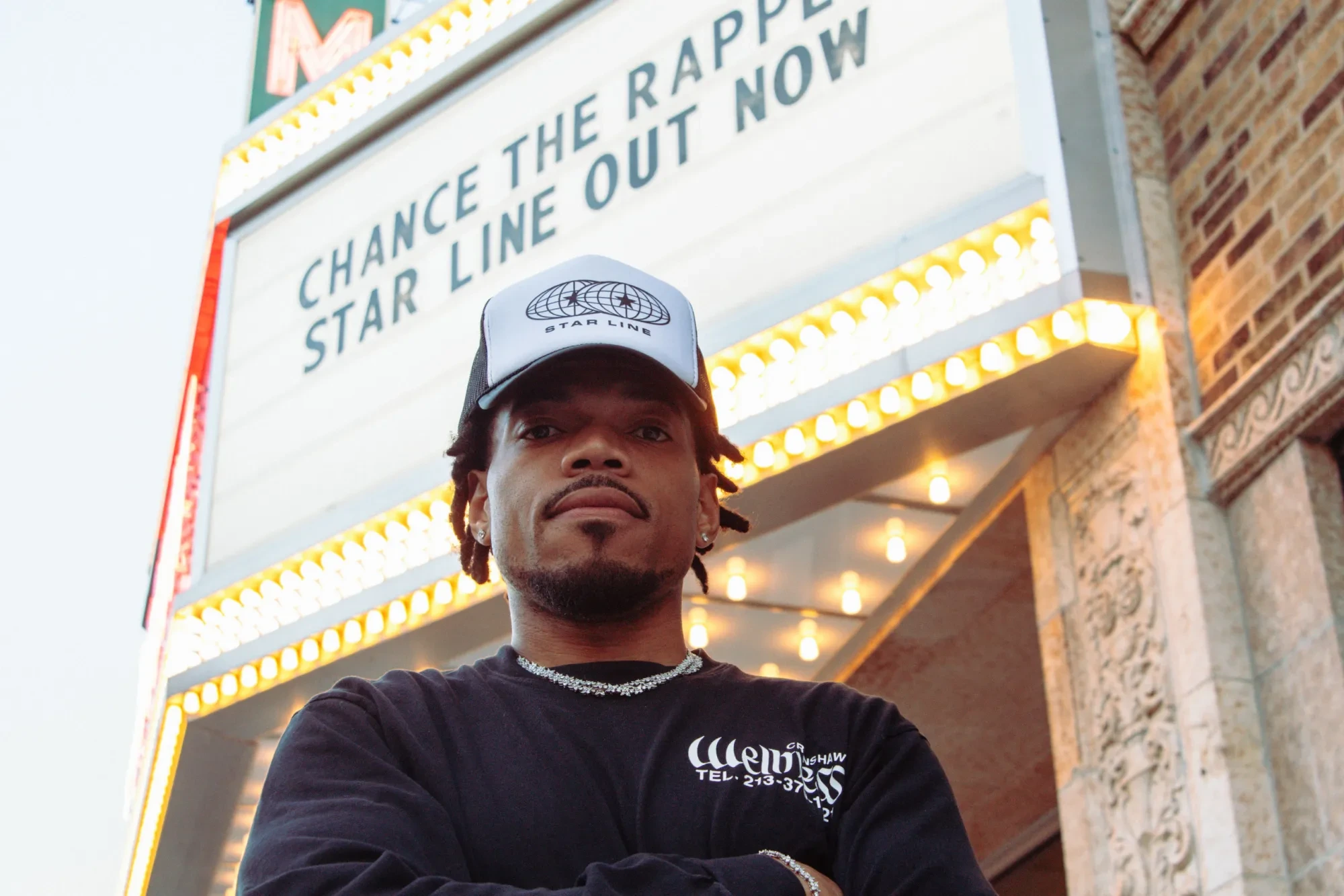 Chance the rapper med kasket