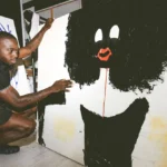 Slawn og et kunstbillede